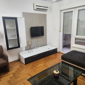 Apartman stan na dan Dzon